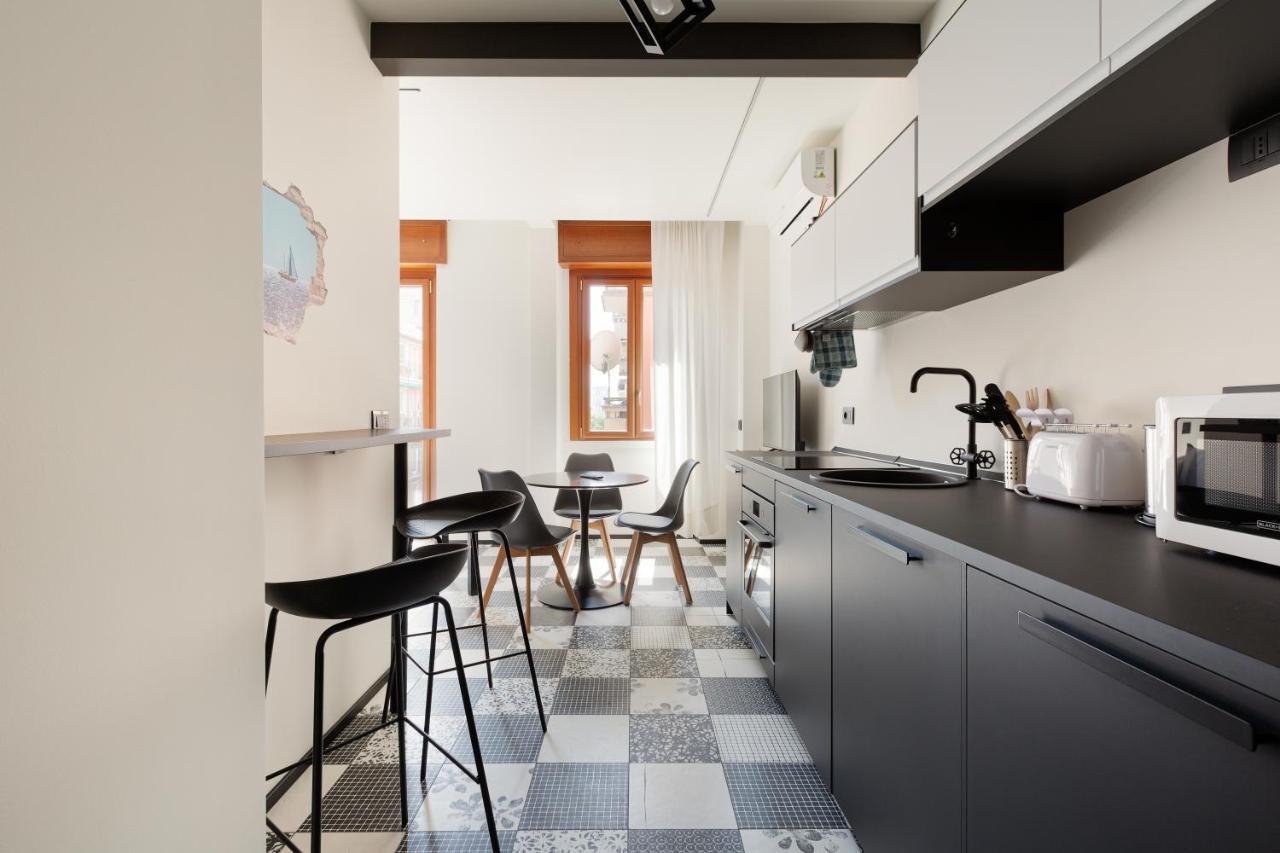 Milano Renovated Studio Apts Exterior foto